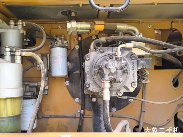 三一重工 SY375H 挖掘机