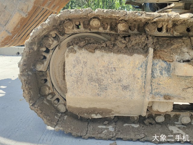 现代 R130VS 挖掘机