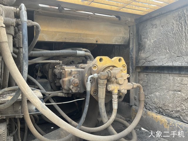 加藤 HD820LC-II 挖掘机