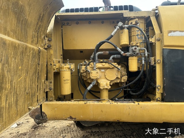 卡特彼勒 320BL 挖掘机