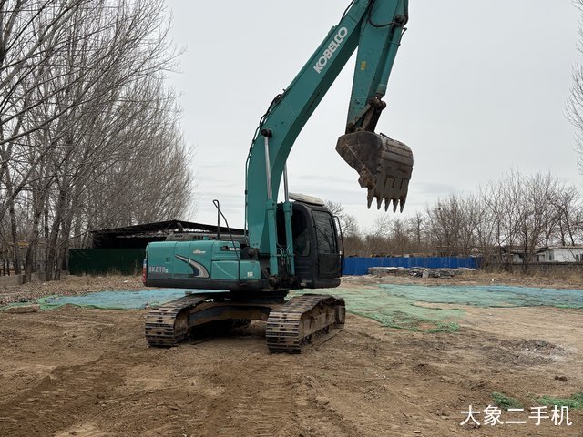 神钢 SK210 挖掘机