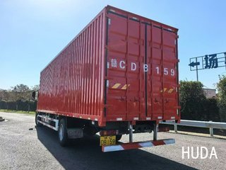 Truck Sinotruk SITRAK 290HP - 6