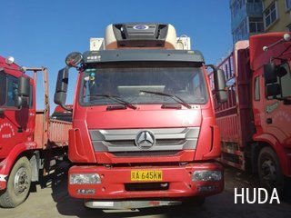 Refrigerated Truck Sinotruk Hohan 180HP - 2