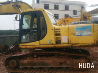 Komatsu PC200-6 Excavator - 2