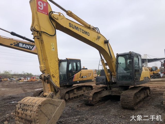 住友 SH210-6 挖掘机