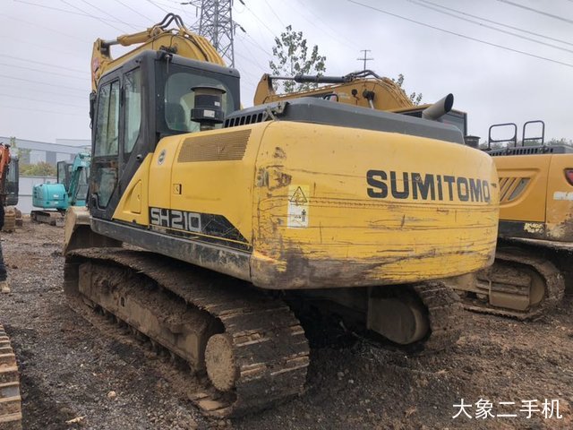 住友 SH210-6 挖掘机