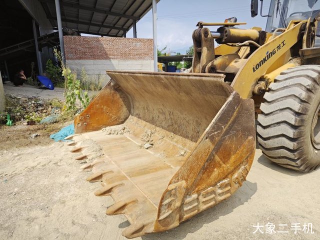 龙工 ZL50 装载机