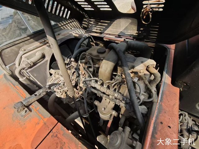 远山机械 YS775-8 挖掘机