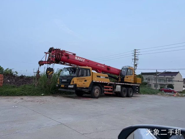 三一重工 STC200C5 起重机