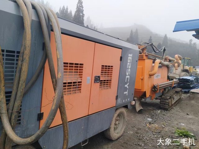 志高掘进 ZGYX-420 潜孔钻机