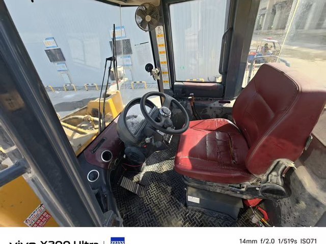 龙工 ZL50NC 装载机