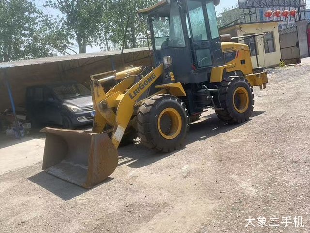 柳工 CLG816C 装载机