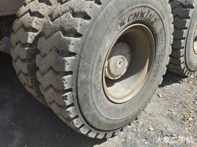 同力 TL875 非公路自卸车