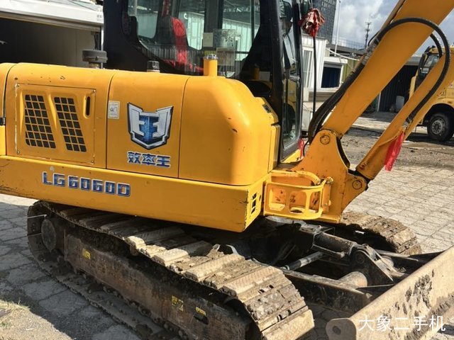 龙工 LG6060 挖掘机