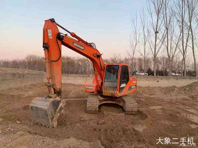 斗山 DH150-7 挖掘机