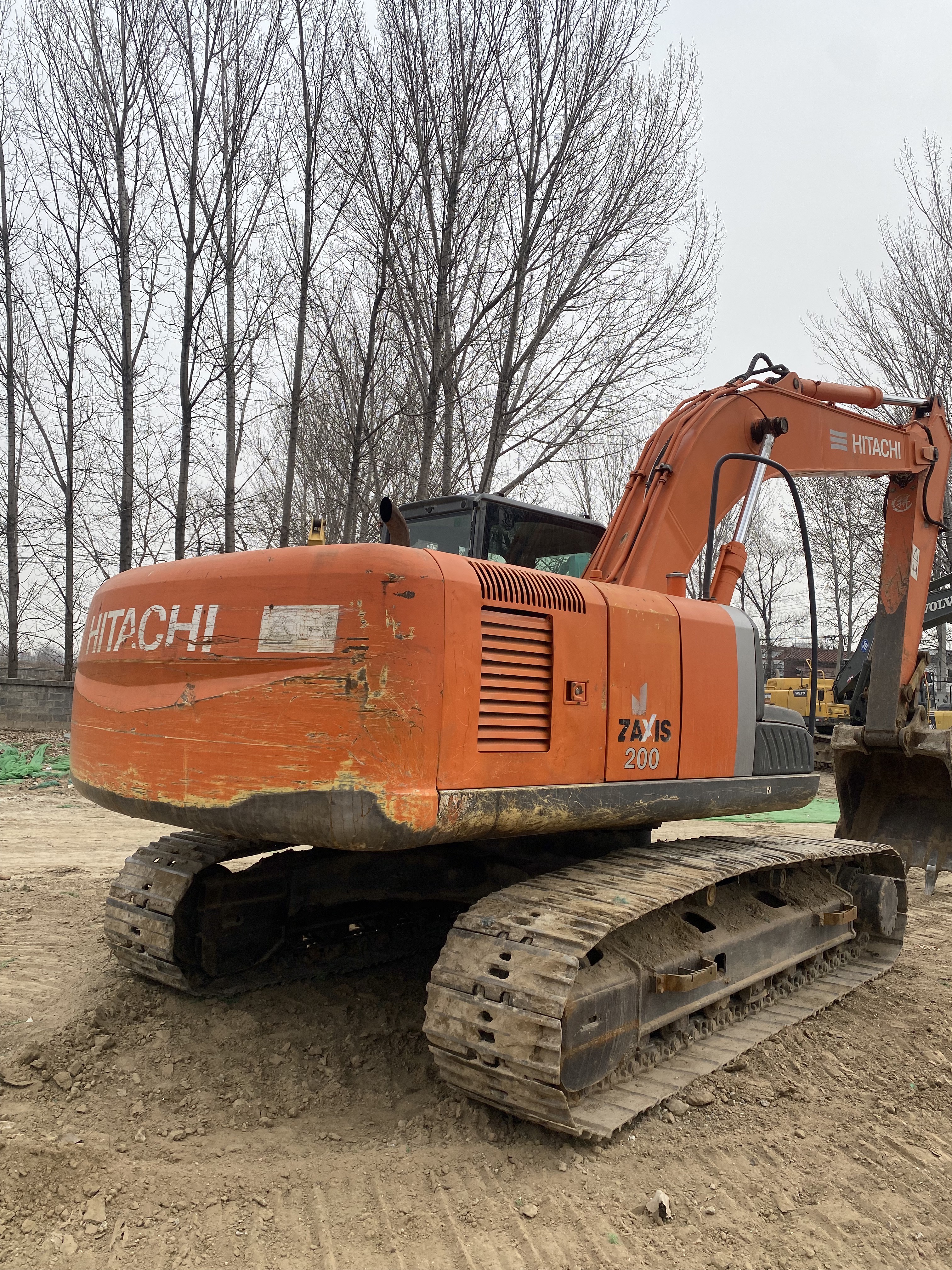 Hitachi EX200 photo
